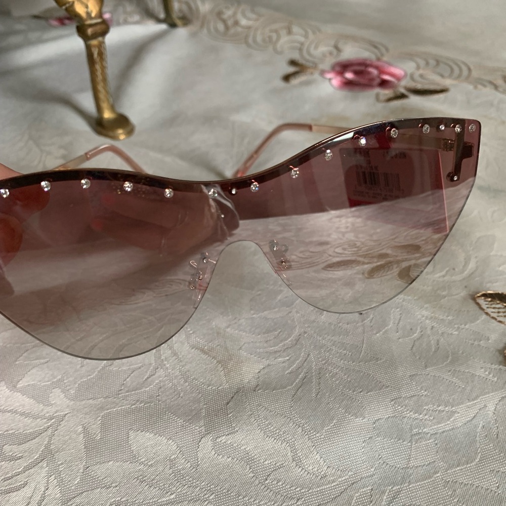 New Betsy Johnson sunglasses